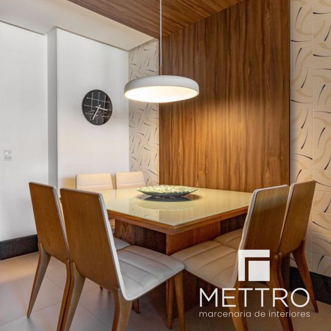 Sala de jantar com painel — projeto de marcenaria sob medida